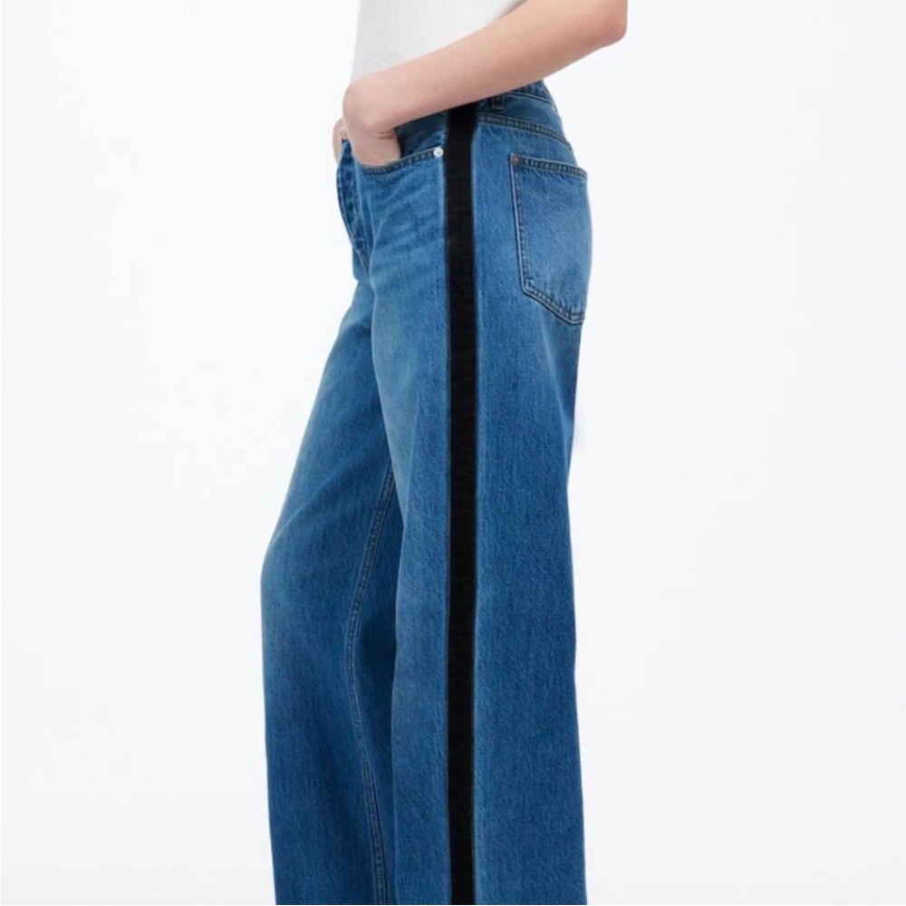 Madewell Low Slung Baggy Womens size 24 with black stripe on the side